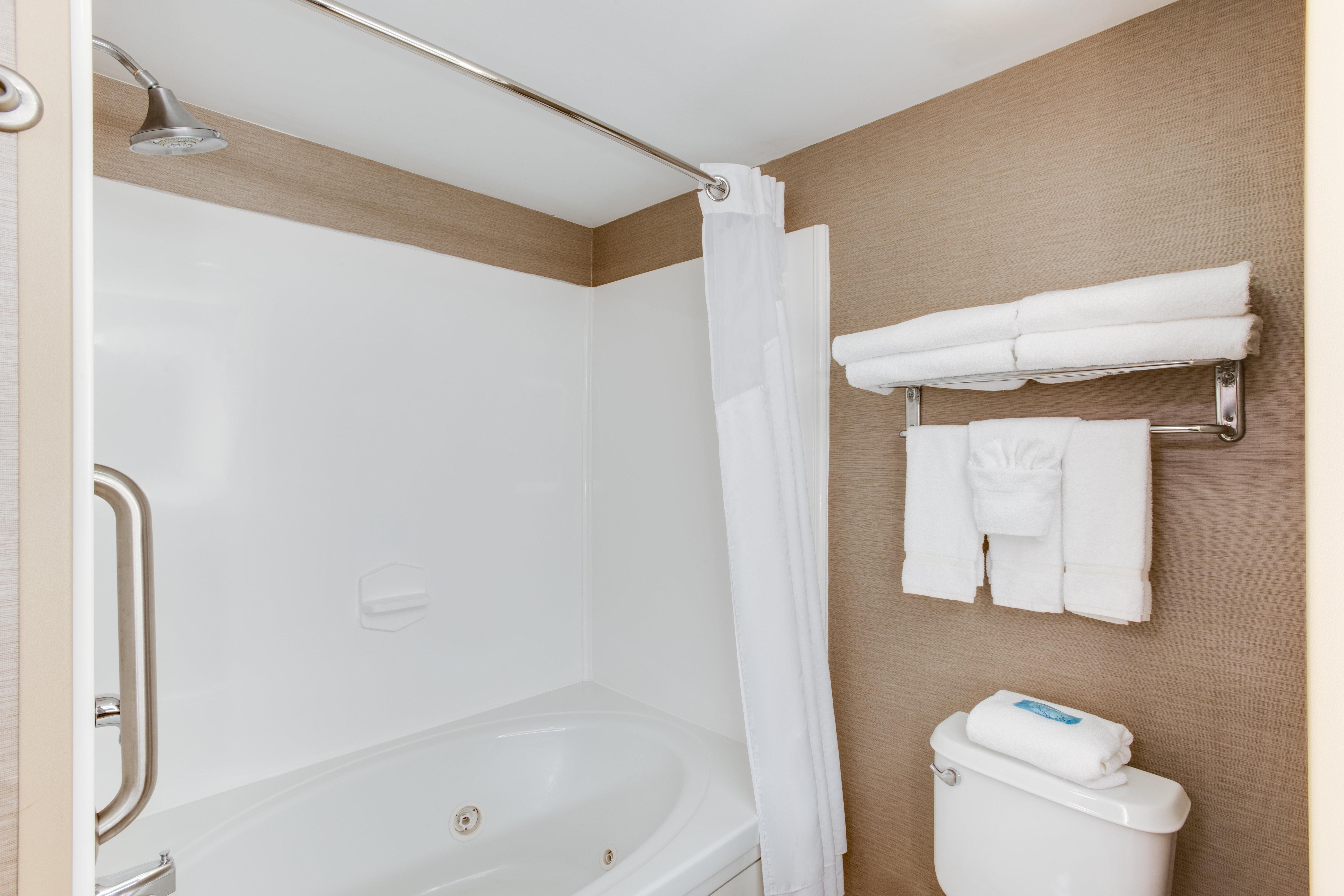 Holiday Inn Express Hotel & Suites Bethlehem By Ihg Exterior foto