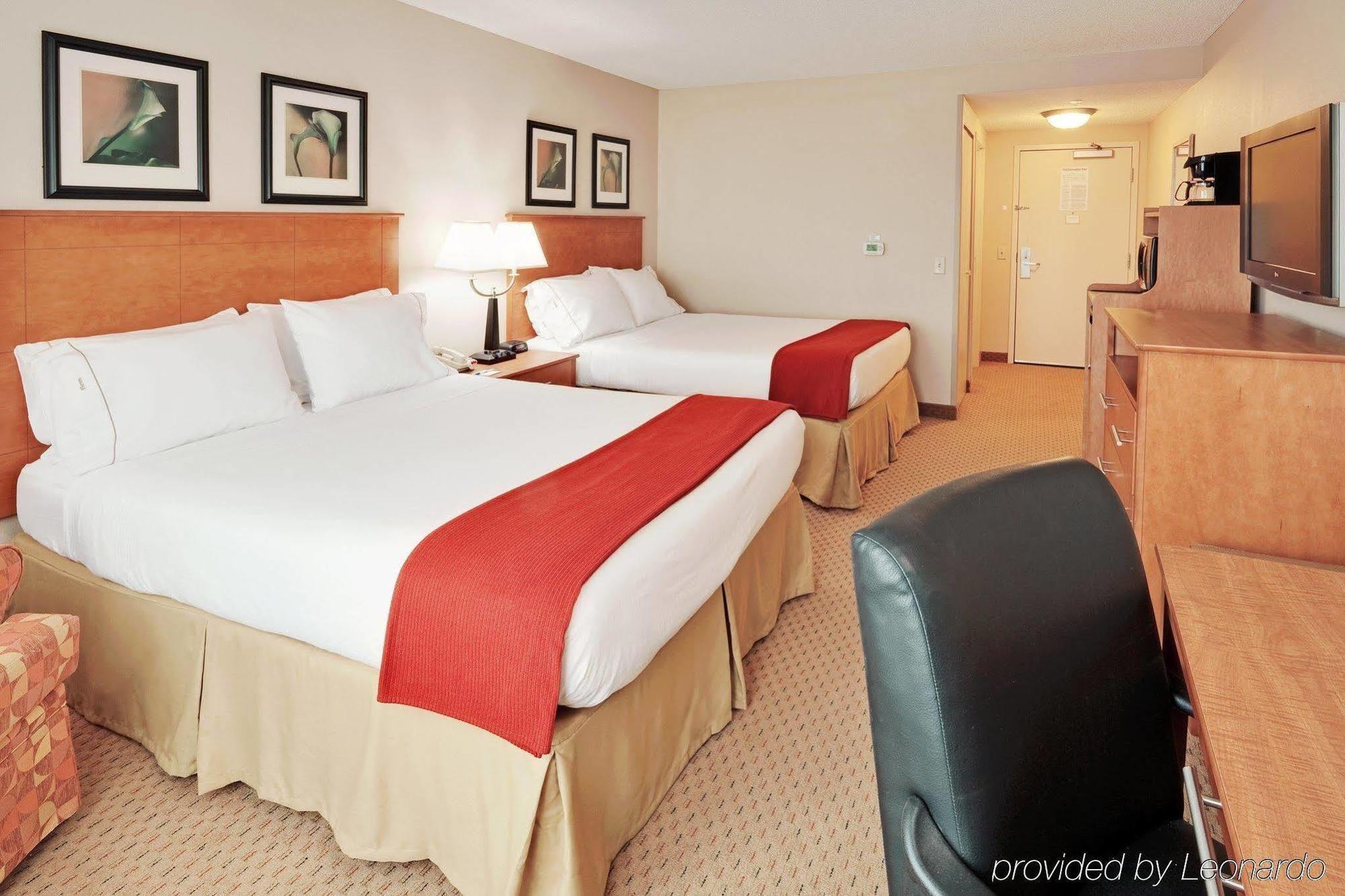 Holiday Inn Express Hotel & Suites Bethlehem By Ihg Exterior foto